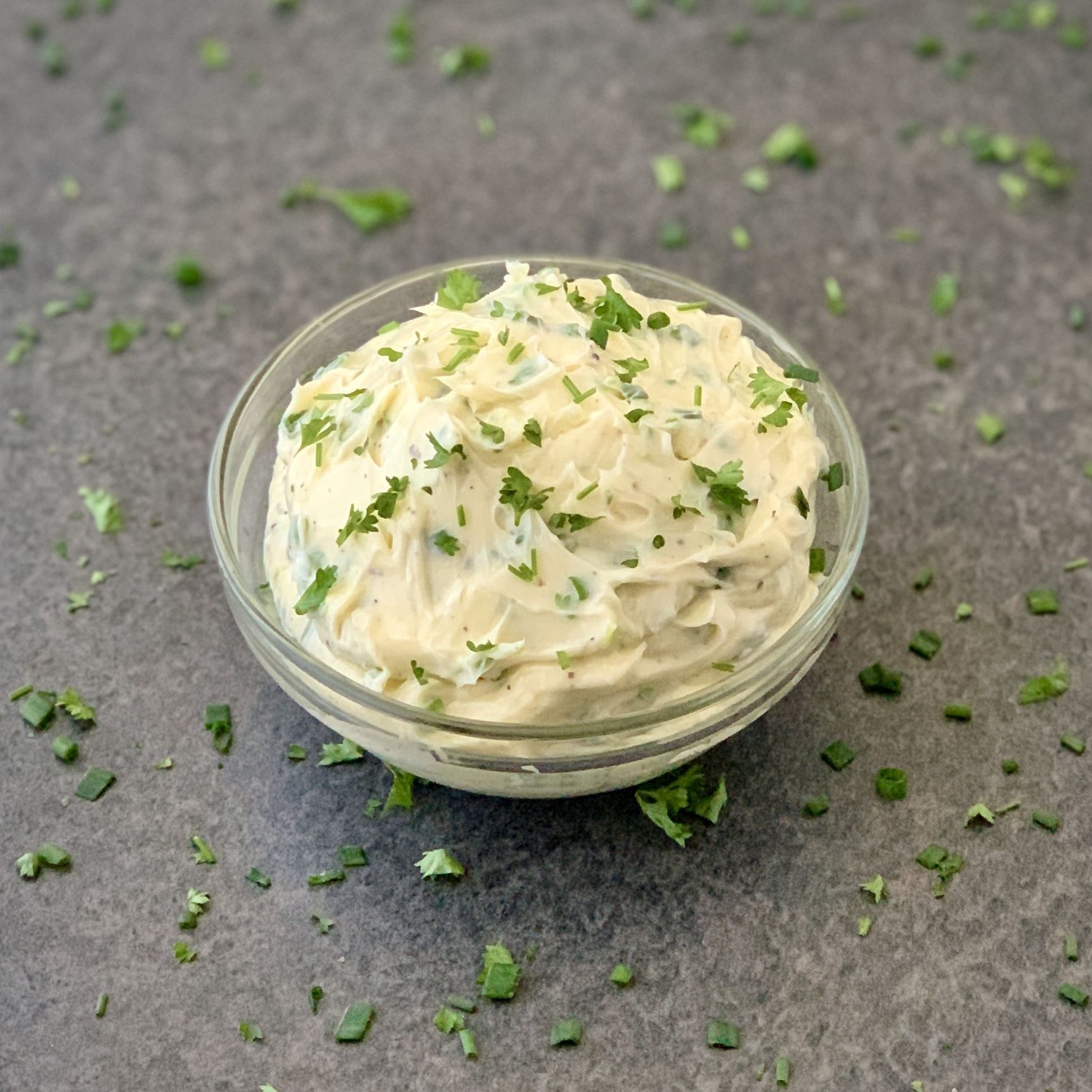 Fresh Garlic & Chive Butter